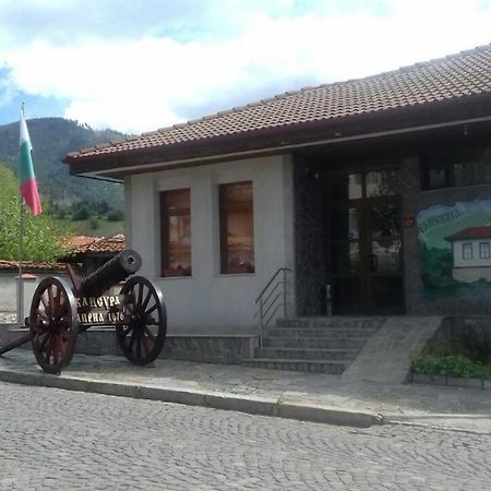 Калчевата къща Hotel Клисура Екстериор снимка